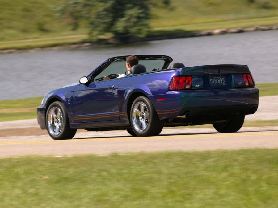  Ford Mustang SVT Cobra Convertible 2002 года  (фото 93 из 103)